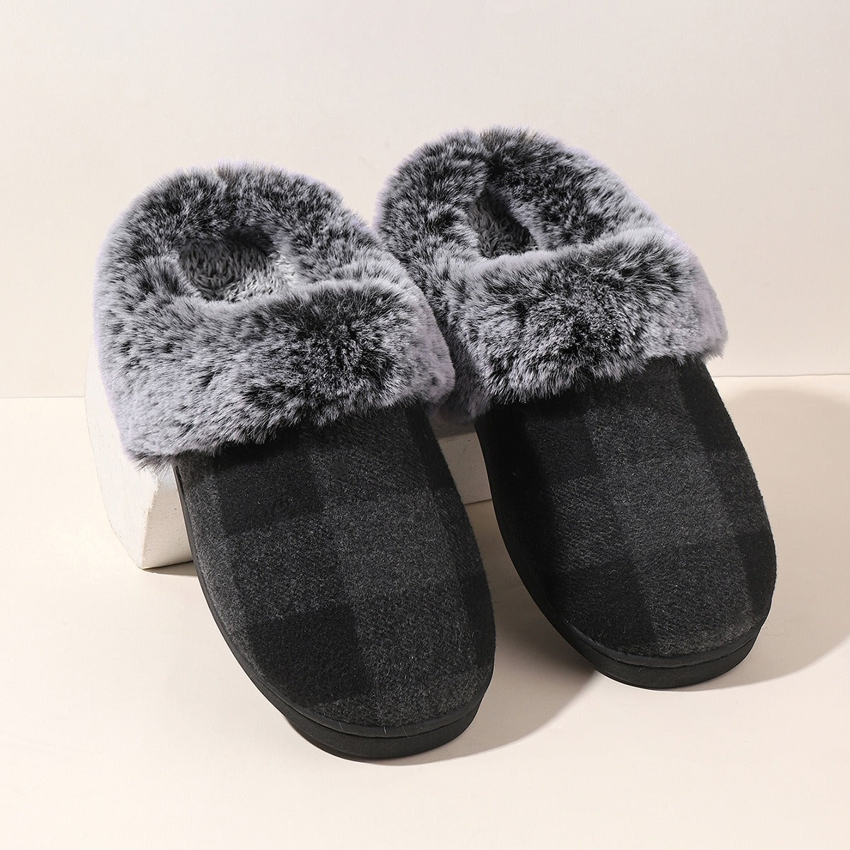 Plaid Fluffy Slippers